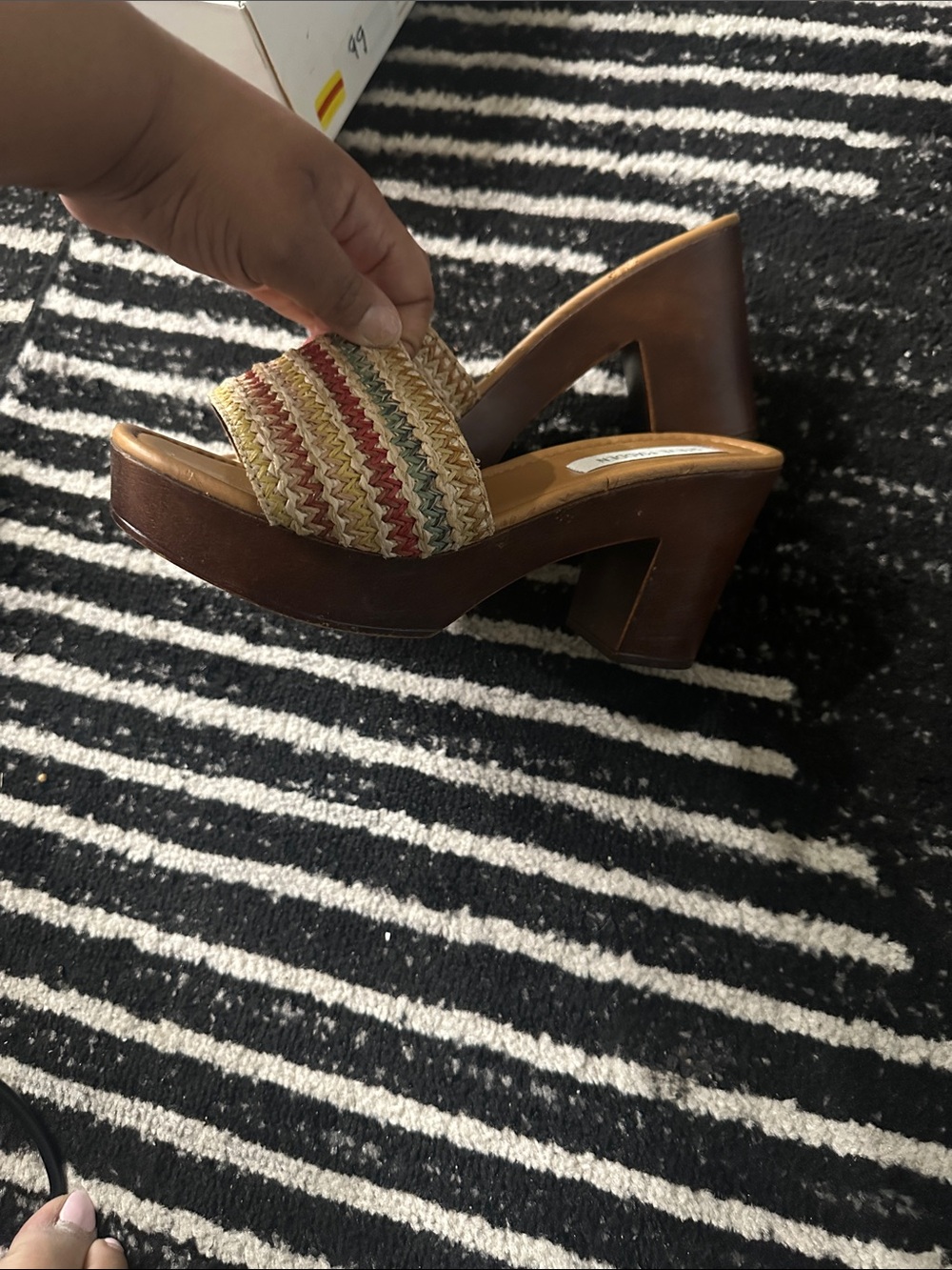 Steve Madden Tan Slide Sandals with Multicolor Woven Straps - Picture 2 of 5